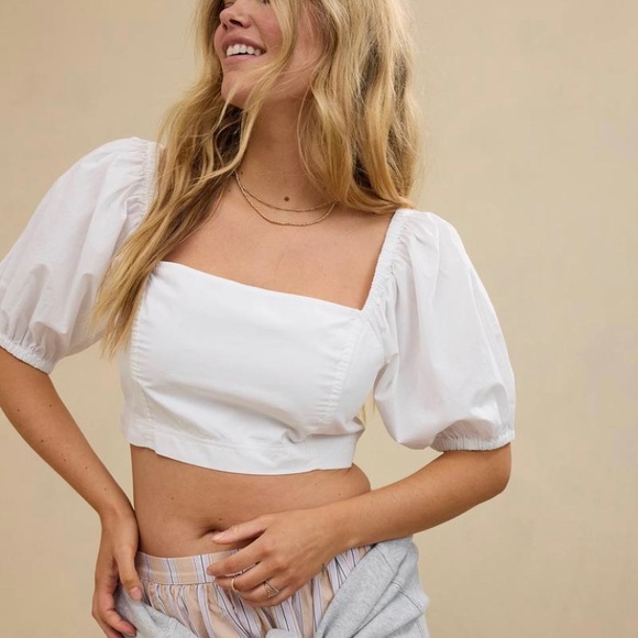 aerie Tops - NWT Aerie White Puff-Sleeve Crop Top